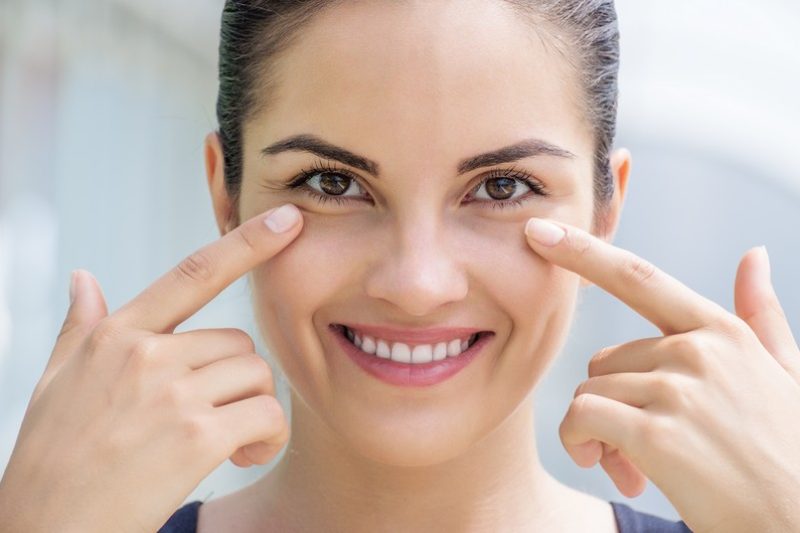 Understanding Floaters and Flashes - Ophthalmologist Aiea